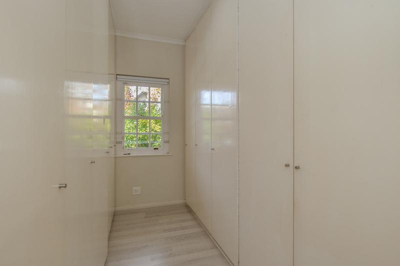 To Let 3 Bedroom Property for Rent in Constantia Western Cape